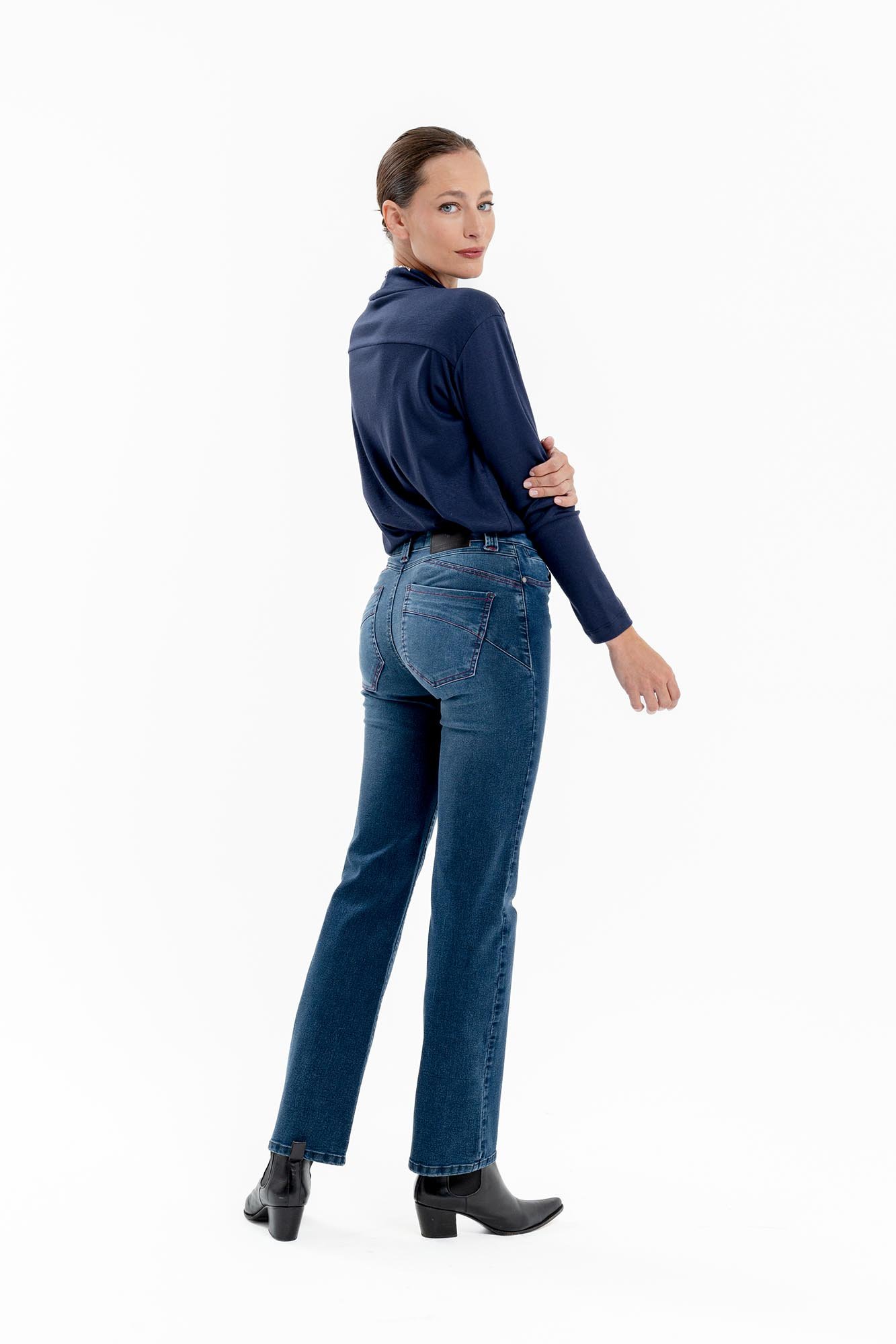 JEAN UPFIT